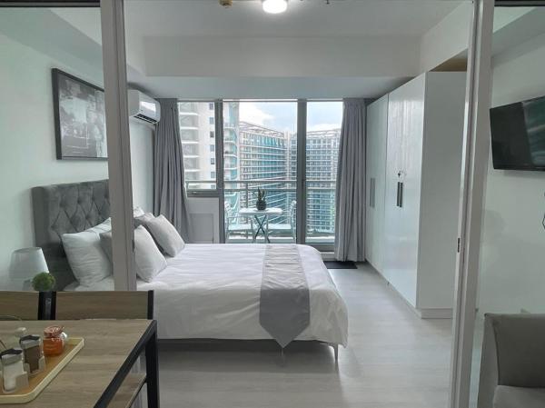SIGLO SUITES @ The Azure Urban Resort Residences