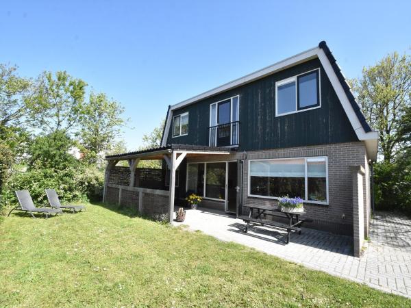 Holiday Home in Callantsoog near Beach