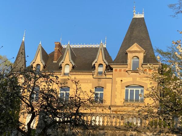 La Vie de Château