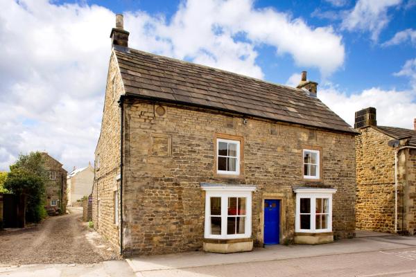 Morton House and The Stable Block Masham - Adjoining holiday cottages for singles, couples and large groups, Забронировать Отель Машем Nidderdale
