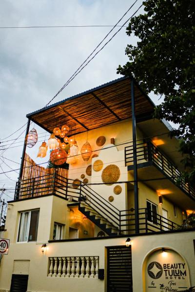 Las Tres Palmas Hotel