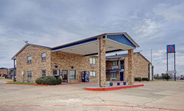 Motel 6-Red Oak, TX - Dallas, Забронировать Мотель Ред-Оук Dallas - Fort Worth Metropolitan Area