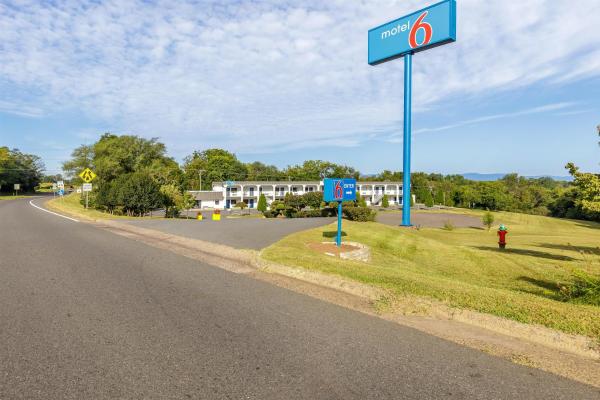 Motel 6 Culpeper, VA