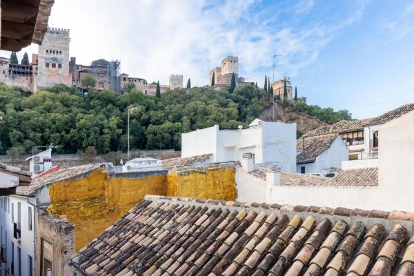 Alhambra View Nest