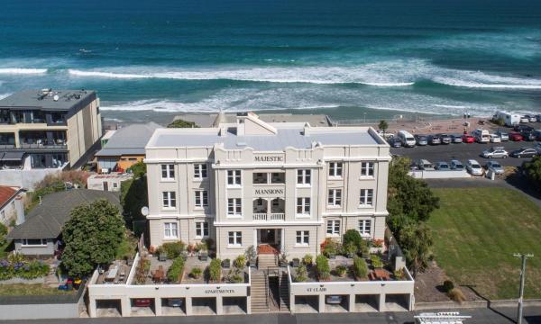 Majestic Mansions - Apartments at St Clair