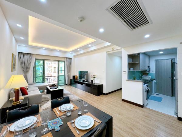 Diamond Westlake Suites