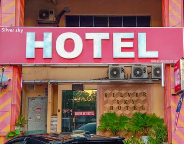 Silver Sky hotel