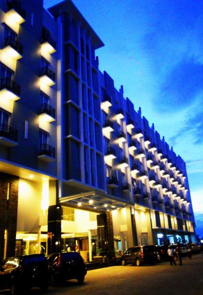 Hotels near Ayani Mega Mall. Prices & Easy Booking‎!