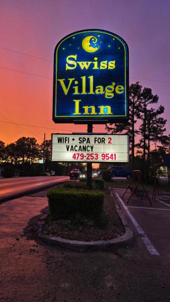 Swiss Village Inn