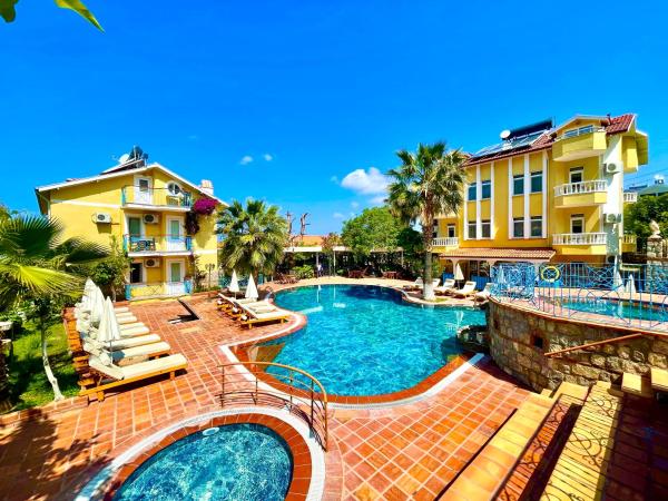 Mountain Valley Apartments, Hotel & Villas Олюдениз