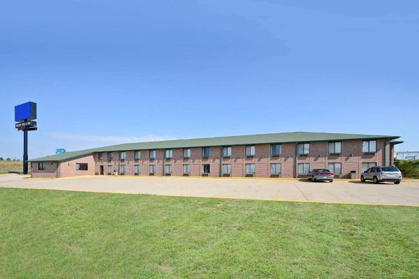 Days Inn by Wyndham Ozark Springfield