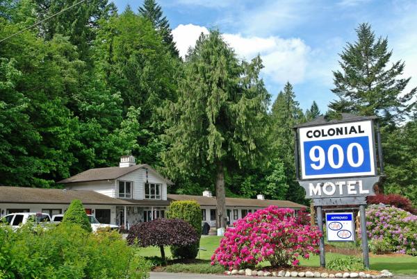 Colonial 900 Motel