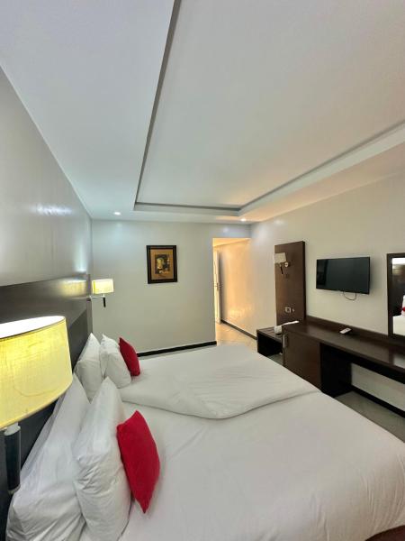 Oscar Hotel