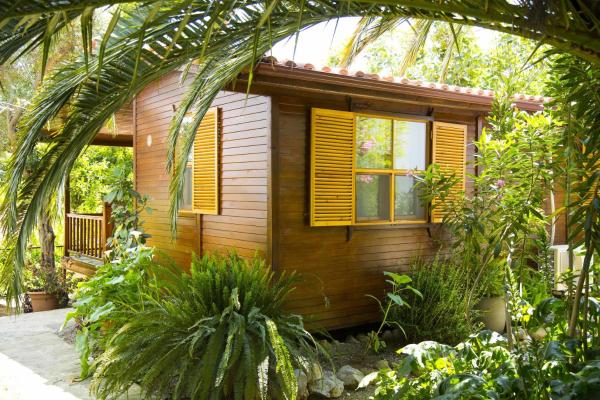 Dostlar Pension Чирали