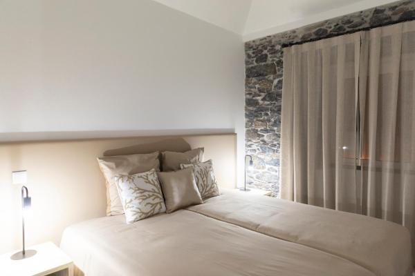 Stay in our cozy and wonderful Casa da Rosinha