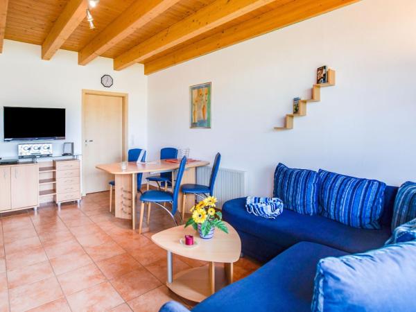 Boutique Apartment in Beckerwitz With Balcony