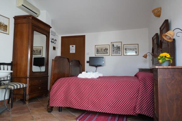 Agriturismo La Rossa