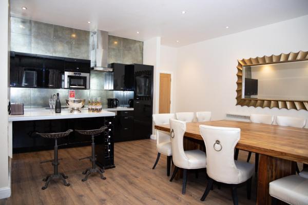 Signature Living at Matthew Street