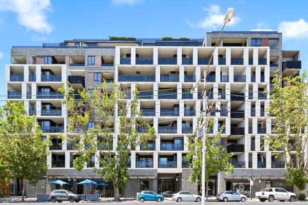 COMPLETE HOST Park View St Kilda