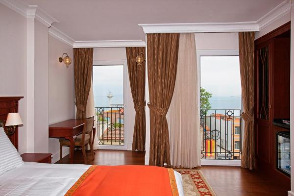 Отель Aren Suites