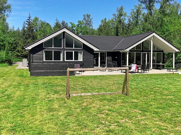 20 person holiday home in Frederiksværk