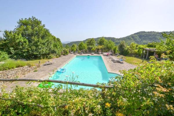 Il Cantuccio - Borgo con piscina privata