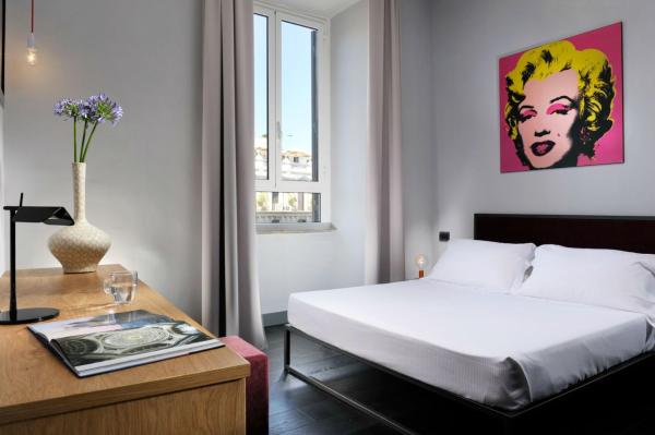 Travel & Stay - Navona 3
