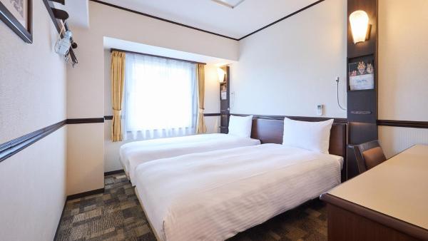 Toyoko Inn Maibara eki Shinkansen Nishi guchi