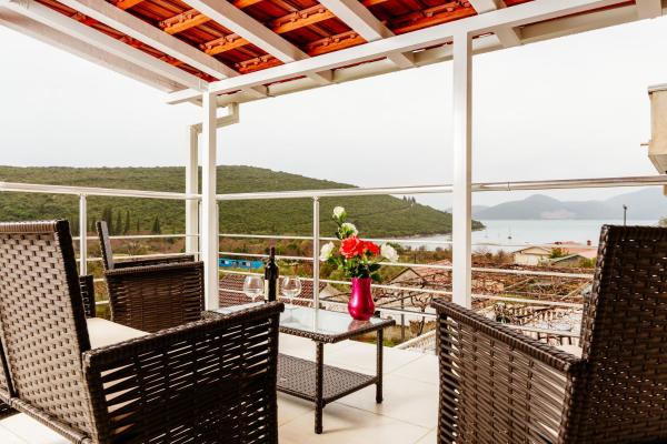 Bigova Sea Views Apartments