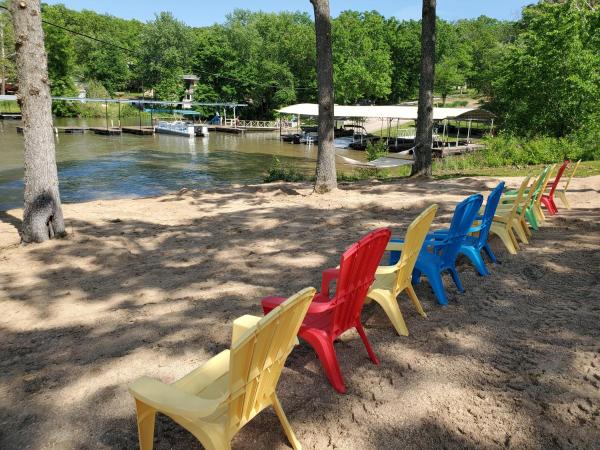 Lazy Dayz Resort