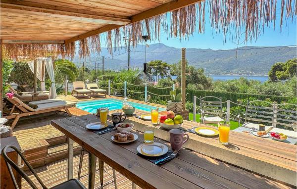 Amazing Home in Porto Germeno With Wifi and 2 Bedrooms
