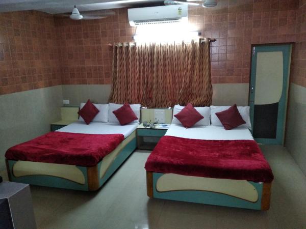 Hotel Meera