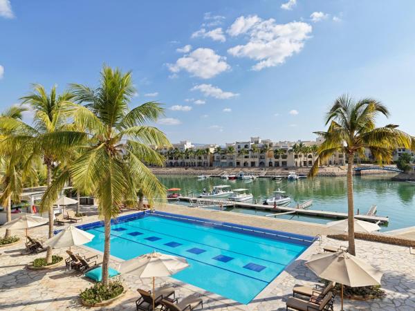 Отель JUWEIRA BOUTIQUE HOTEL