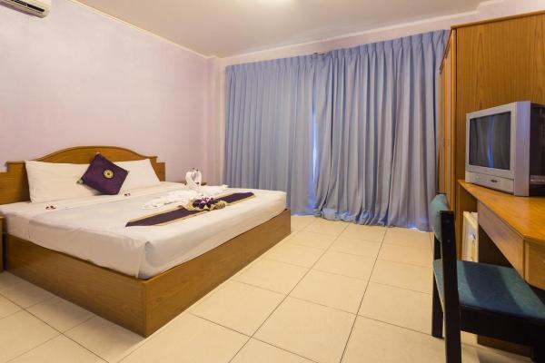 Room in Guest Room - Guesthouse Belvedere - Beautiful Apartment, 10 Minutes From the Beach