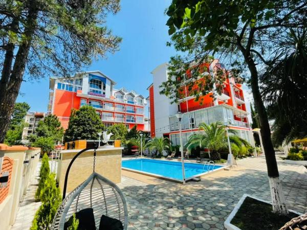 Отель Альбатрос