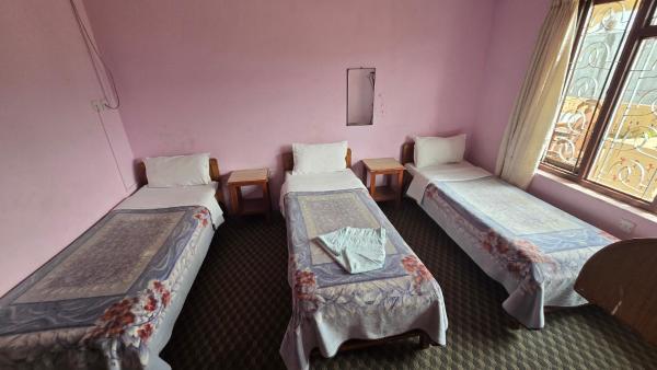 Hotel Tibet Home