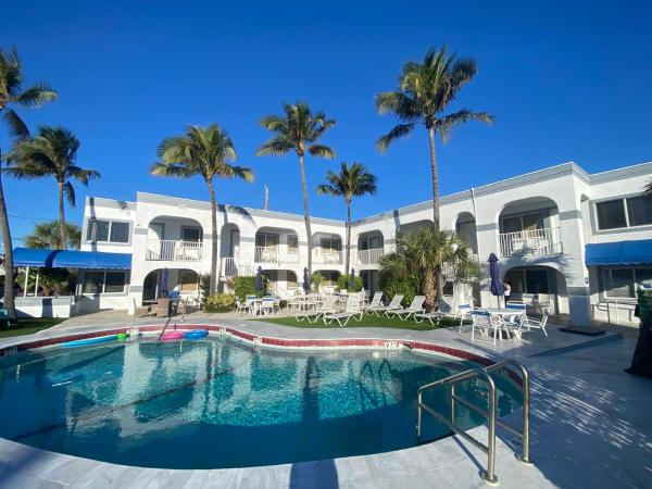 Coral Key Inn