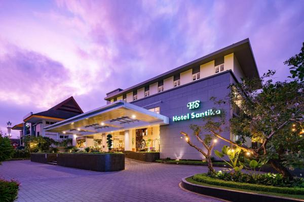 Hotel Santika Mataram, Забронировать Отель Отели Матарам с бассейном, Бассейн