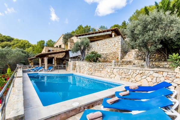 Can Xilla by Sealand Villas