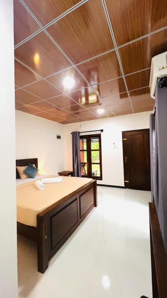 Star Home Safari Resort - Udawalawe