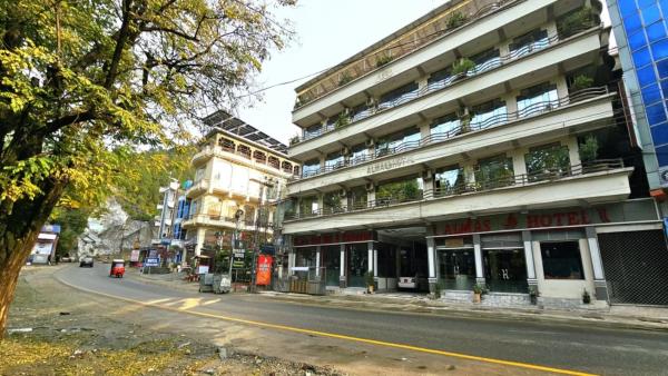 ALMAS HOTEL Best Hotel in swat