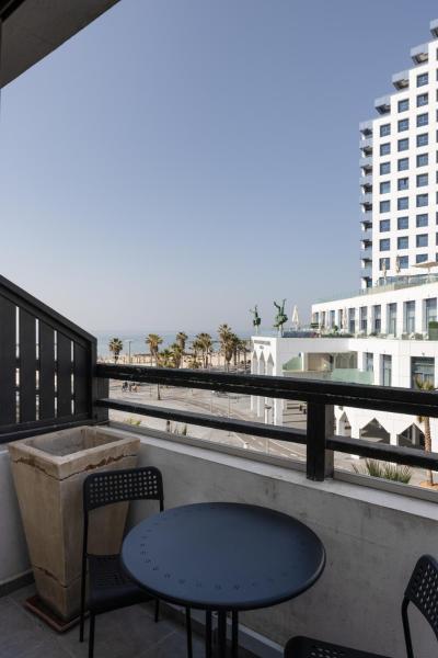 Liber Tel Aviv Sea Shore Suites BY RAPHAEL HOTELS