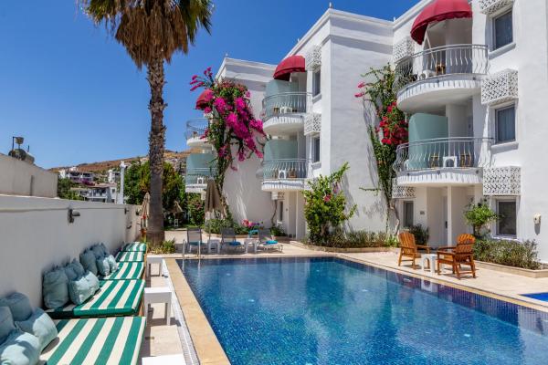 La Brezza Suite & Hotel Акьярлар