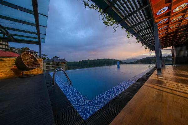 Serene Kandy