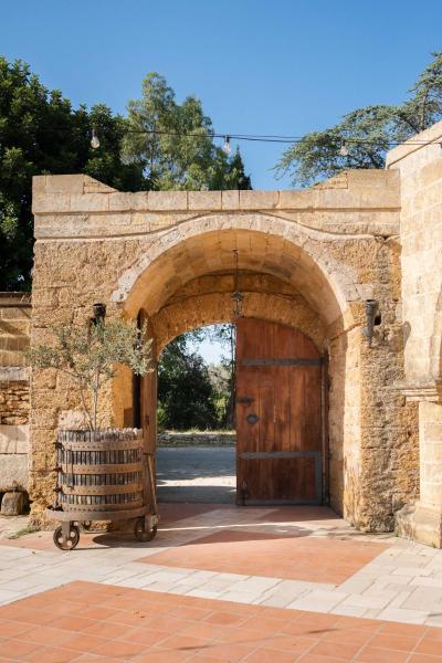 Отель Antica Masseria Martuccio