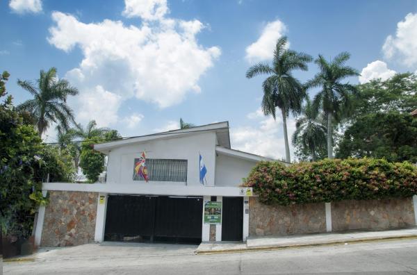 La Hamaca Hostel