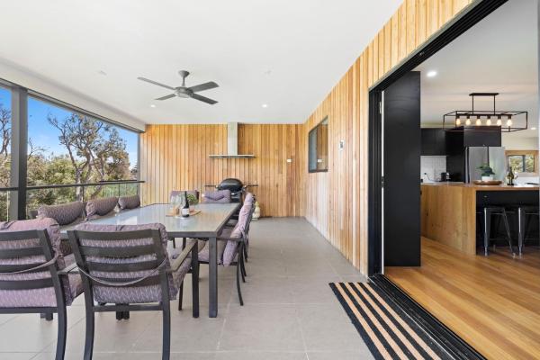 Villa Jovis Luxury In St Andrews Beach