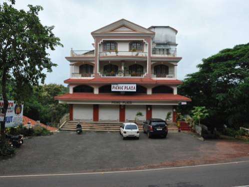 Hotel Picnic Plaza