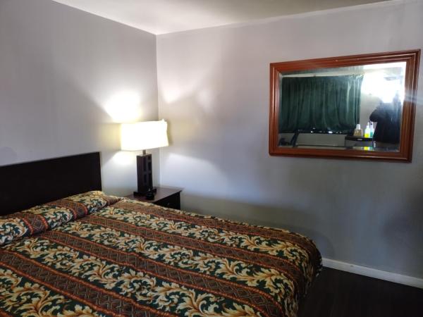 Budget Inn and Suites Mount Ephraim