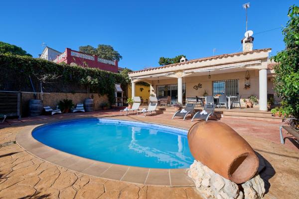 Villa in Lloret de Mar by MO Rentals